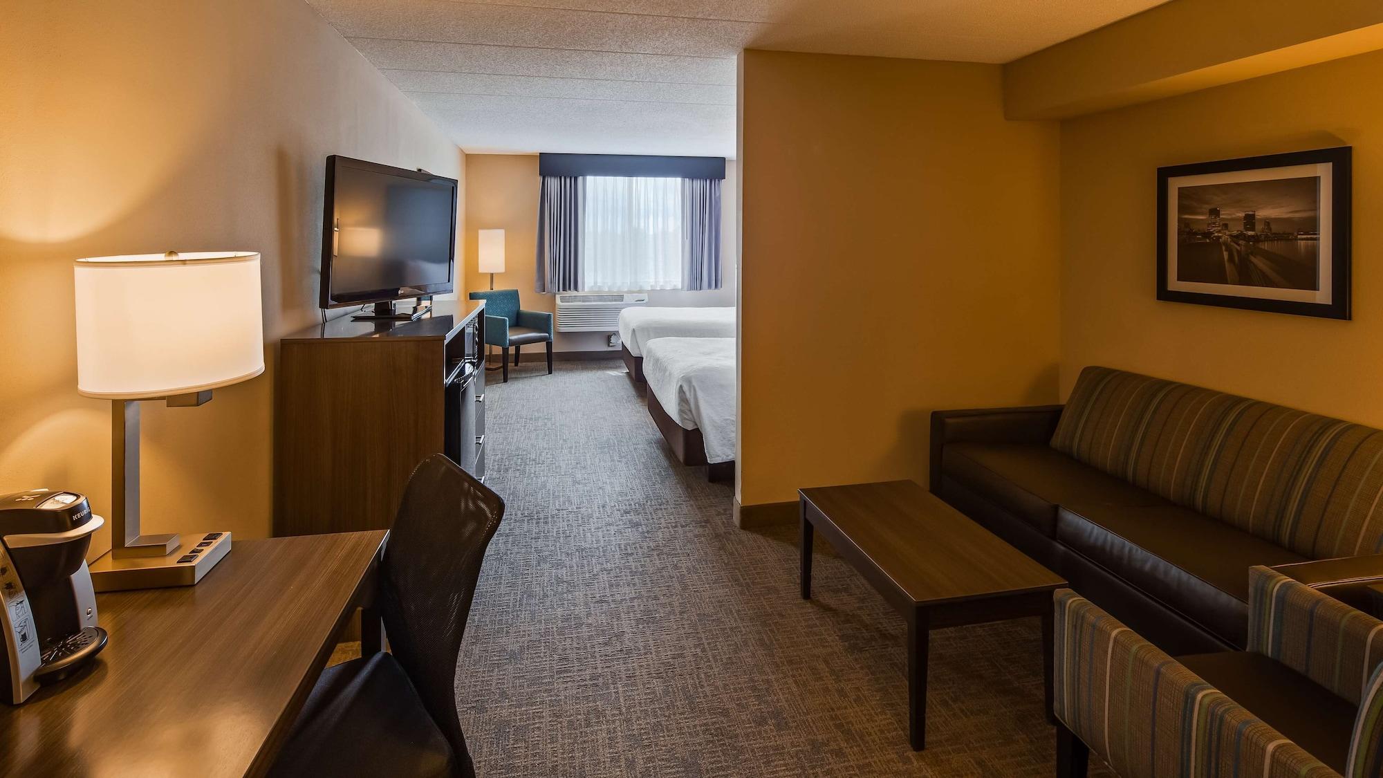 Best Western East Towne Suites Madison Zewnętrze zdjęcie